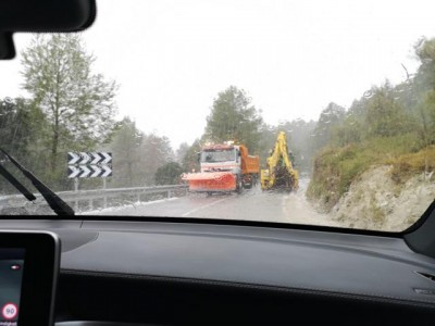 ...obwohl der Straßendienst für freie Straßen sorgte