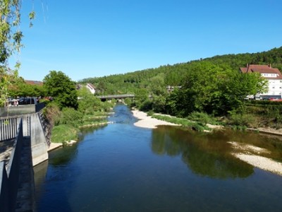 In Horb angekommen setzen wir uns noch gemütlich an den Fluss, <br />machen eine kleine Kaffeepause