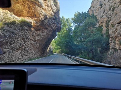 malerische Straßen von Ort zu Ort führten