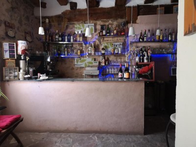 Hausbar.JPG (97.59 KiB) 6432 mal betrachtet Hausbar