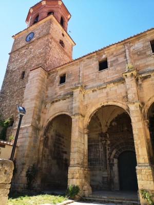 T Kirche.JPG (88.76 KiB) 6432 mal betrachtet Kirche