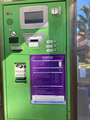 C33DE3F5-1304-4B66-98F2-9463EAA2DCEB.jpeg (192.42 KiB) 4566 mal betrachtet Parkplatz am Hafen/Tarife