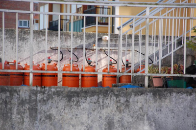 Butano.JPG (215.81 KiB) 3510 mal betrachtet Butano