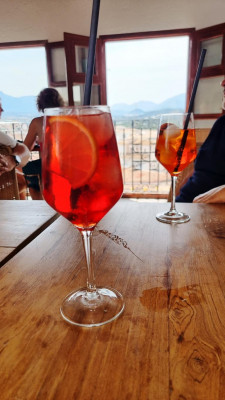 26 con 20230628_171434.JPG (128.85 KiB) 5513 mal betrachtet und eins "con" für die Großen