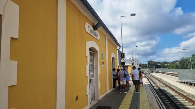 3. Hier wird kassiert.JPG (69.76 KiB) 3895 mal betrachtet In Teulada gab es im Gegensatz zu Benissa keinen Fahrscheinautomaten, hier wurde der Fahrpreis noch persönlich kassiert.