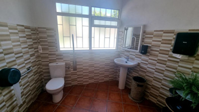 Kein kleinen Klöchen, <br />sondern schon fast ein kleiner "Tanzsaal"