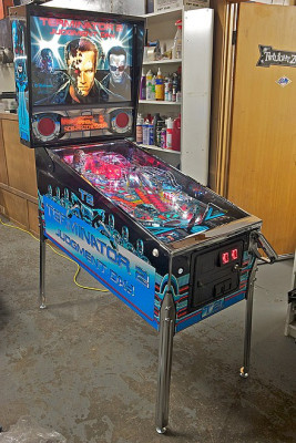 Terminator_2_pinball_machine_by_Wayne_Patrick_Finn_Melbourne_Australia._38.jpg