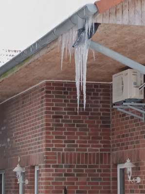 1 m Eiszapfen_522x700_90.jpg