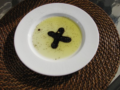 Balsamico-Creme mit spanischem Olivenöl,<br />dazu frisches Weißbrot, lecker!