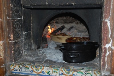 Horno.JPG (131.39 KiB) 4050 mal betrachtet In der Röhre des Horno schmorte ein duftender Braten .