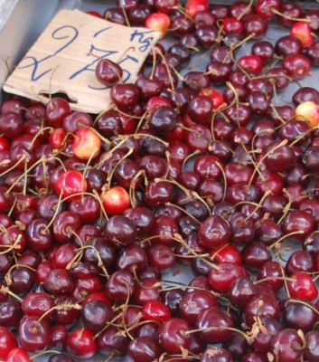 Kirschen 2,75.JPG (222.46 KiB) 5321 mal betrachtet 2,75 €/kg