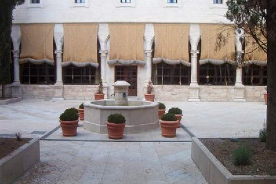 Cuenca 001.jpg (31.49 KiB) 10279 mal betrachtet Parador Cuenca