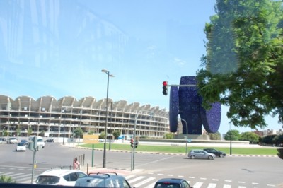 unvollendetes Fußballstadion