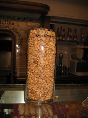 Erdmandel1.JPG (64.3 KiB) 3965 mal betrachtet Erdmandeln/Chufas