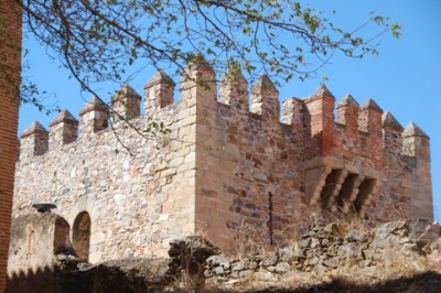 Torre de Bujaco - Detail<br />Der Torre Bujaco ist der schönste Turm, der erhalten geblieben ist. Er stammt aus der arabischen Epoche des 12. Jahrhunderts.