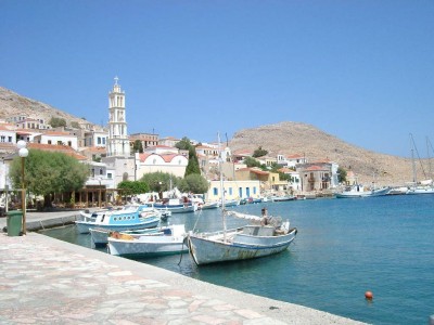 halki 002.jpg (118.64 KiB) 2108 mal betrachtet der Hafen
