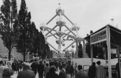 Weltausstellung 1958 in Brüssel, Blick aufs Atomium<br />- Urheber: H. Krumnack, Quelle Wikipedia http://de.wikipedia.org/wiki/Datei:Atomium_WA_1958.jpg<br />Lizenzvertrag: http://creativecommons.org/licenses/by-sa/2.0/de/legalcode