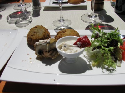 Frische Champignons in Bierteigkruste