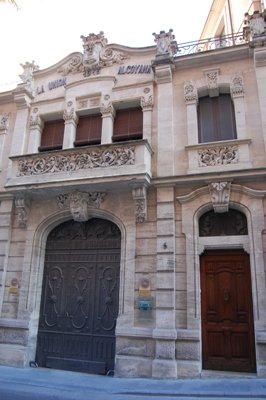 prunkvoller Altbau