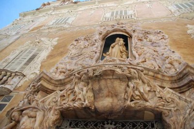 Madonna: La Virgen del Rosario