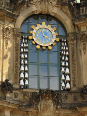 Dresden - Zwinger - Glockenspielpavillon - Glockenspiel.JPG
